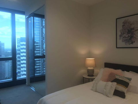 New 2 Bedroom 2 Bathroom Apartment Close To Crown Casino - Queensland Tourism 1
