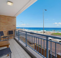 Newcastle Short Stay Apartments - Sandbar Newcastle Beach - QLD Tourism