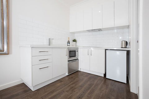 Newington Apartments - Queensland Tourism 2