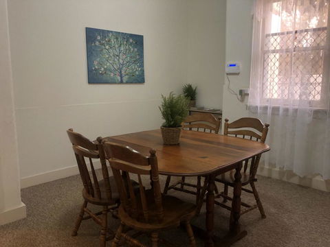 Newton Cottage - QLD Tourism 2