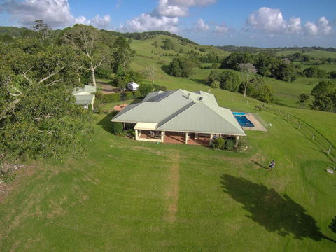Newyan @ Maleny - Queensland Tourism 1
