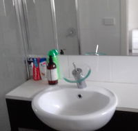 Nice single room in modern townhouse - Queensland Tourism