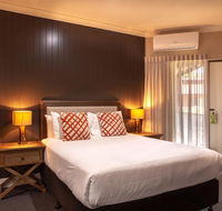 Nightcap at Archer Hotel - QLD Tourism