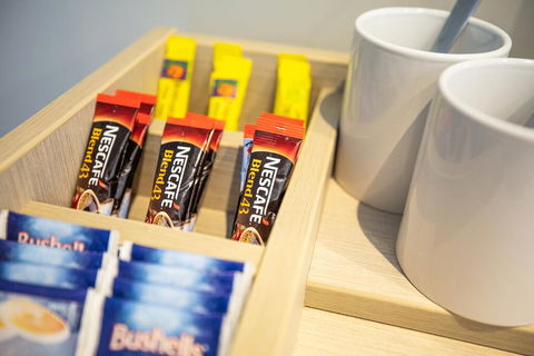 Nightcap At Gateway Hotel - QLD Tourism 3