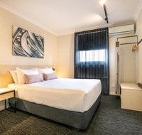 Nightcap at Hendon Hotel - QLD Tourism