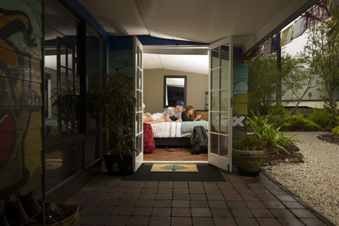 Nimbin Rox YHA - QLD Tourism 1
