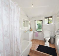 Nimbin waterfall retreat - QLD Tourism