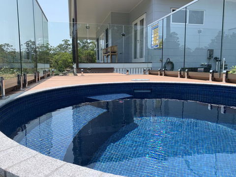 Noosa Hinterland Country Cottage 'Tru-Blu' - QLD Tourism 1