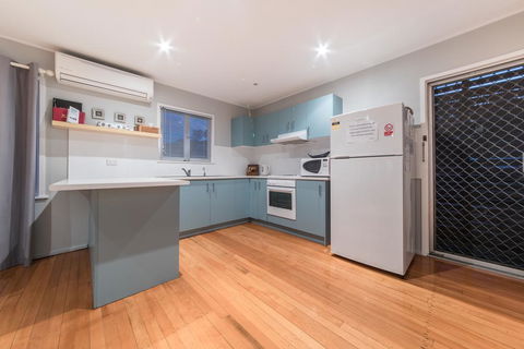 Norm's Beach House - Airlie Beach - Queensland Tourism 1