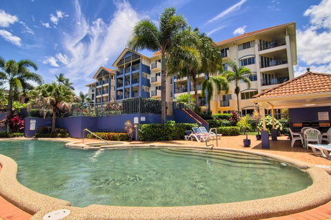 North Cove Waterfront Suites - QLD Tourism 0