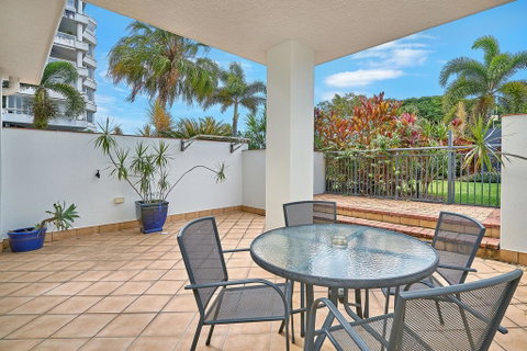 North Cove Waterfront Suites - QLD Tourism 2