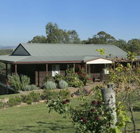 North Lodge Clan Cottage - Queensland Tourism