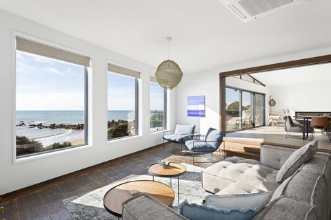 Novo Luxury Apartment - Queensland Tourism 1