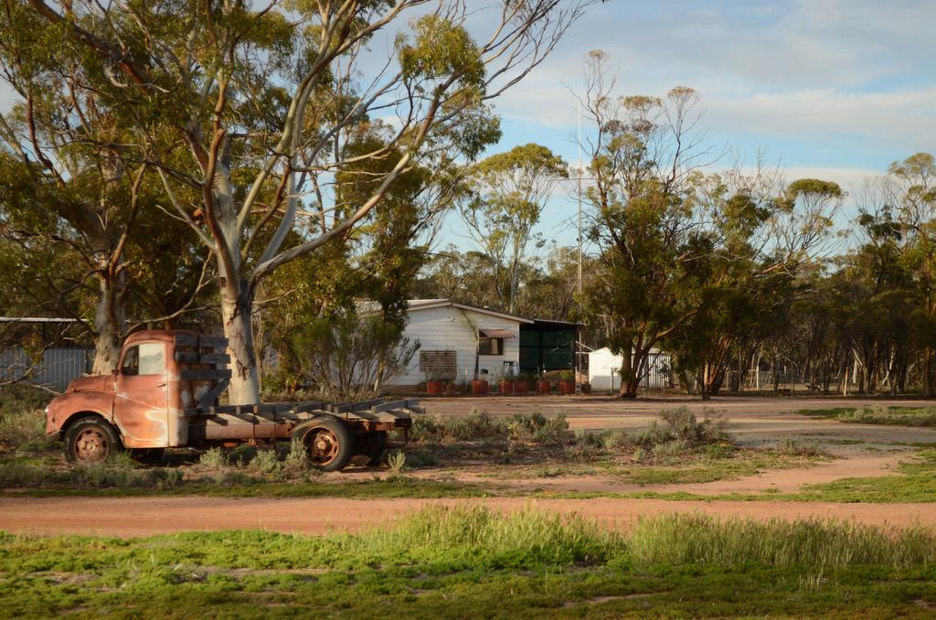 Moorine Rock ACT QLD Tourism