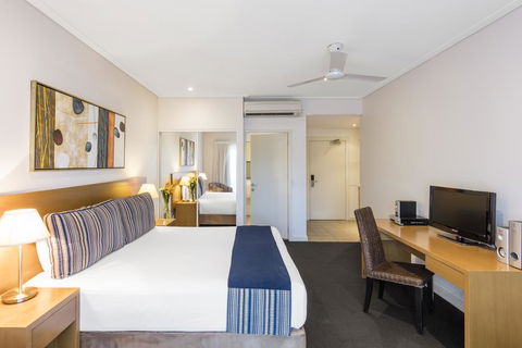 Oaks Broome Hotel - QLD Tourism 3