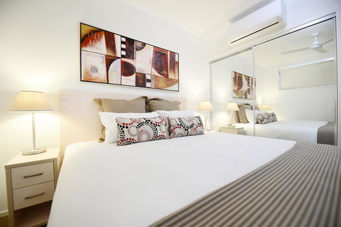 Oaks Moranbah Suites - QLD Tourism 1
