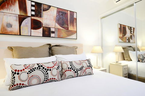 Oaks Moranbah Suites - QLD Tourism 2