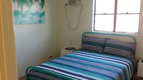 Ocean Breeze Apartments - Queensland Tourism 3