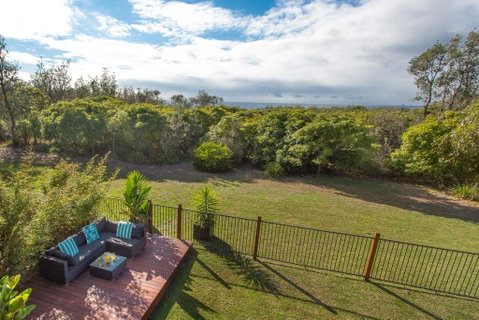 Ocean's 30 - Ultimate Beach Frontage - QLD Tourism 1