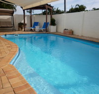 Oceana Holiday Units - QLD Tourism