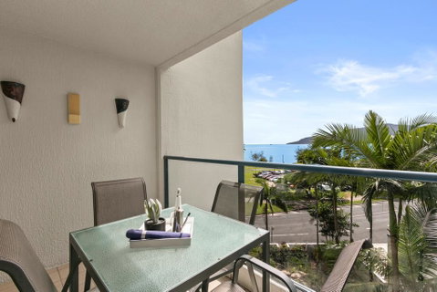 Oceanview 19 At 181 The Esplanade - QLD Tourism 1