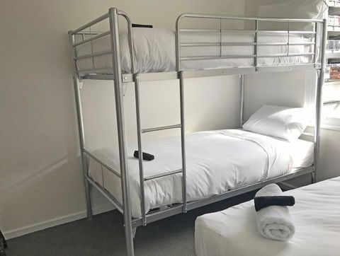 Okeefes Hotel Backpackers - QLD Tourism 2