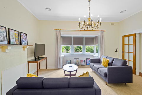 Old World Charm On Shannon - Queensland Tourism 1