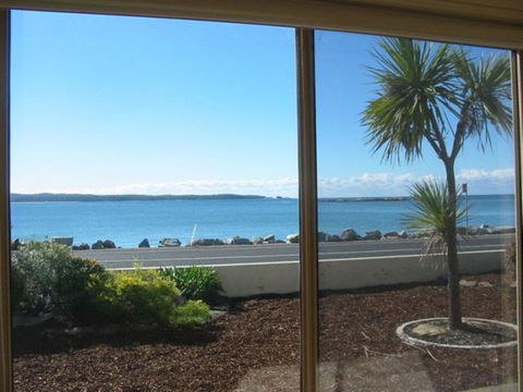 On Casey's - QLD Tourism 3