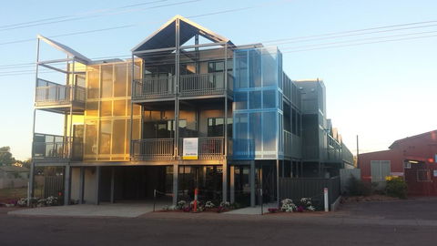 Onslow Apartments - Queensland Tourism 0