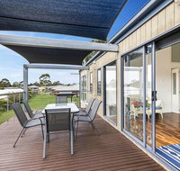 Orense - Waterviews in Newlands Arm - QLD Tourism