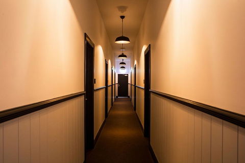 Pacific Hotel Yamba - QLD Tourism 3