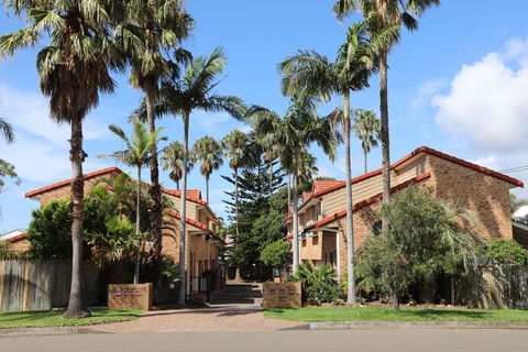 Pacific Palms Thirroul Beach NSW - Queensland Tourism 1