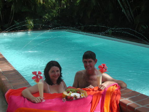 Palm View Holiday Apartments - QLD Tourism 3