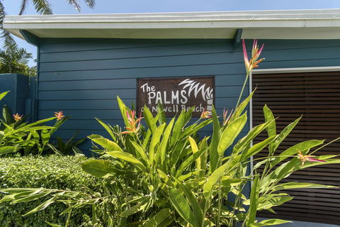 Palms On Newell - Queensland Tourism 2