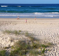 Palmy Sea Breeze - Queensland Tourism