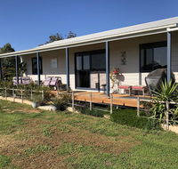 PANORAMA  Lismar Lodge - Queensland Tourism
