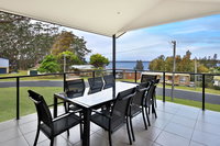 Panorama  the Lake - Pet Friendly - 15 Mins to Hyams Beach