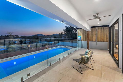 Panoramic Views Villa Birdwood Terrace 4 Bedroms - Toowong - QLD Tourism 0