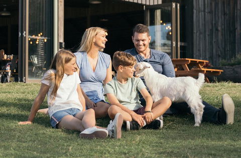Paradise Country Farmstay - QLD Tourism 2