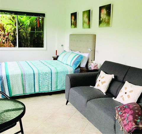 Paradise Eco B & B - QLD Tourism 0