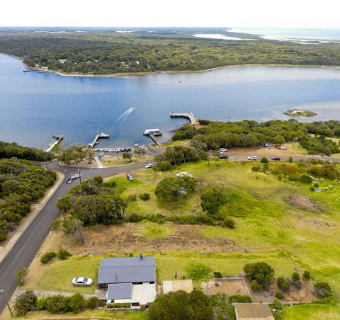 Paradise View - Queensland Tourism 1