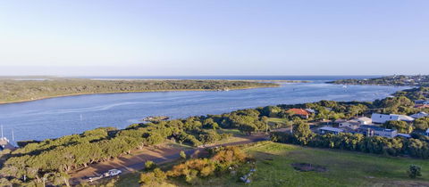 Paradise View - Queensland Tourism 2
