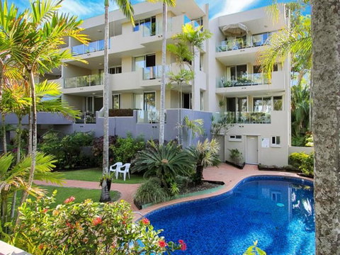 Paringa 8 - Palm Cove - QLD Tourism 0
