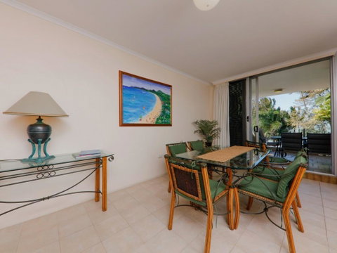 Paringa 8 - Palm Cove - QLD Tourism 3