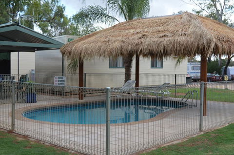 Paringa Caravan Park - Queensland Tourism 0