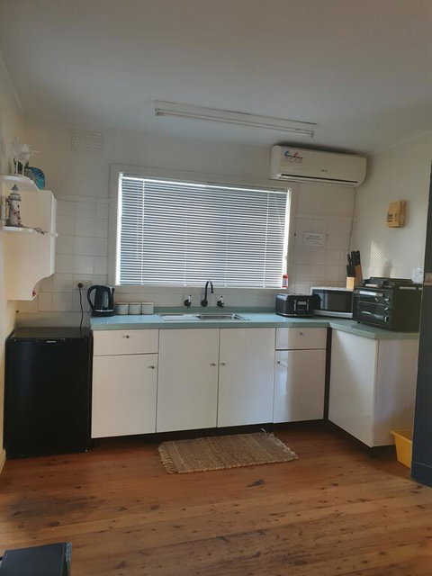 Park Beach Cabins - QLD Tourism 3