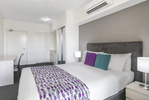 Park Regis City Quays - QLD Tourism 3