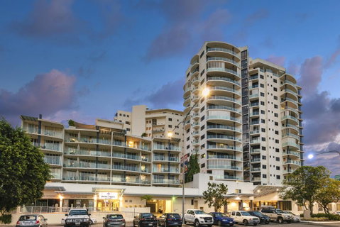 Park Regis City Quays - QLD Tourism 1