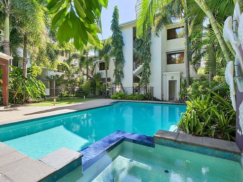 Park Royal - QLD Tourism 0