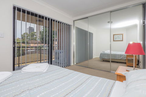 Parkside Apartments Parramatta - Queensland Tourism 3